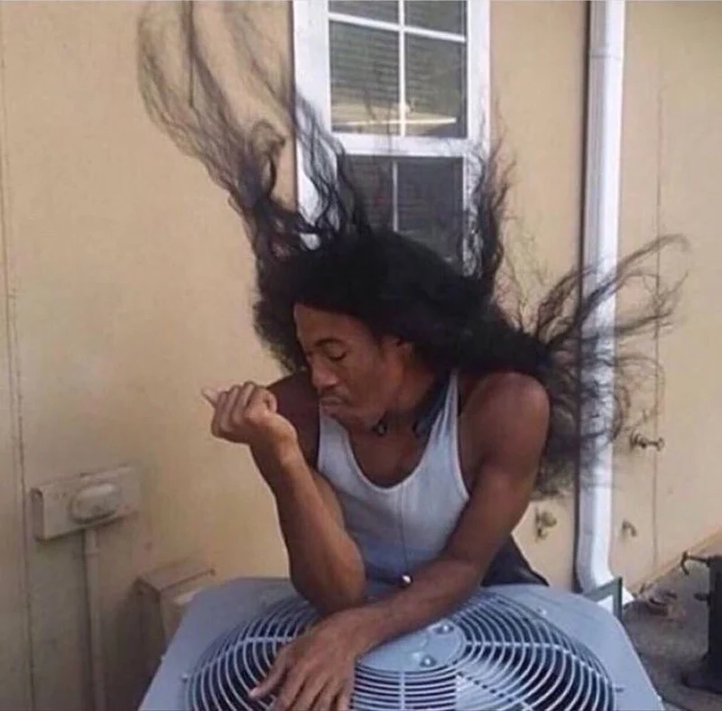 Meme chị da đen tóc ngắn cực kỳ dễ thương và mang lại tiếng cười sảng khoái.