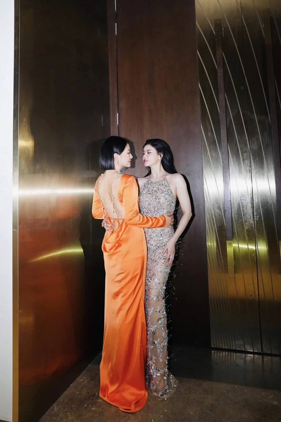 Phong thái chuyên nghiệp của nghệ sĩ ngọc lan.