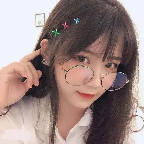 Hình nền anime gái tạo nên vẻ đẹp huyền bí và ngọt ngào trong từng chi tiết.