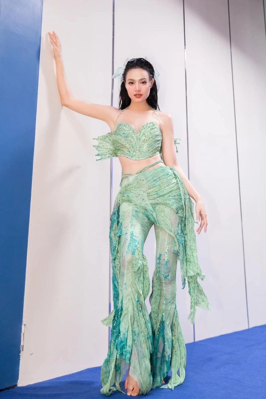 Vẻ đẹp cuốn hút của lan ngọc bikini trong những khoảnh khắc nổi bật.