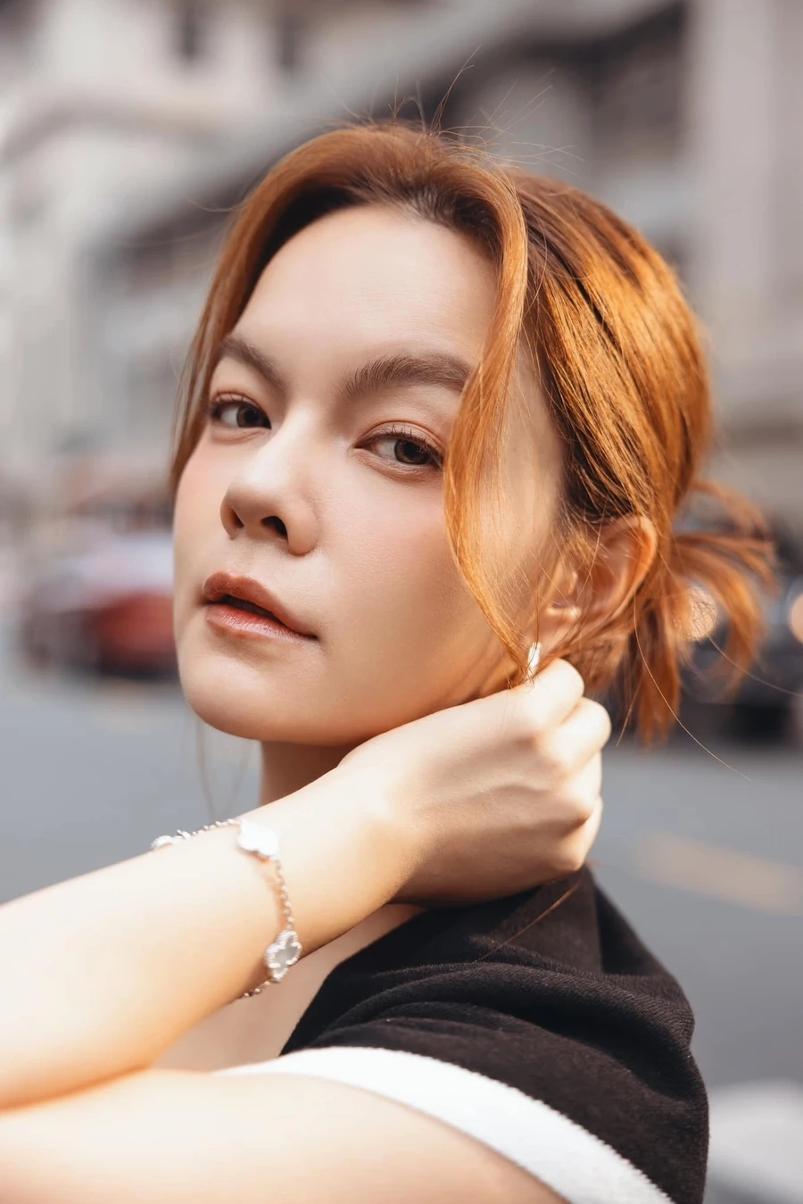 Tận hưởng những giai điệu ngọt ngào khi nghe nhac pham quynh anh.