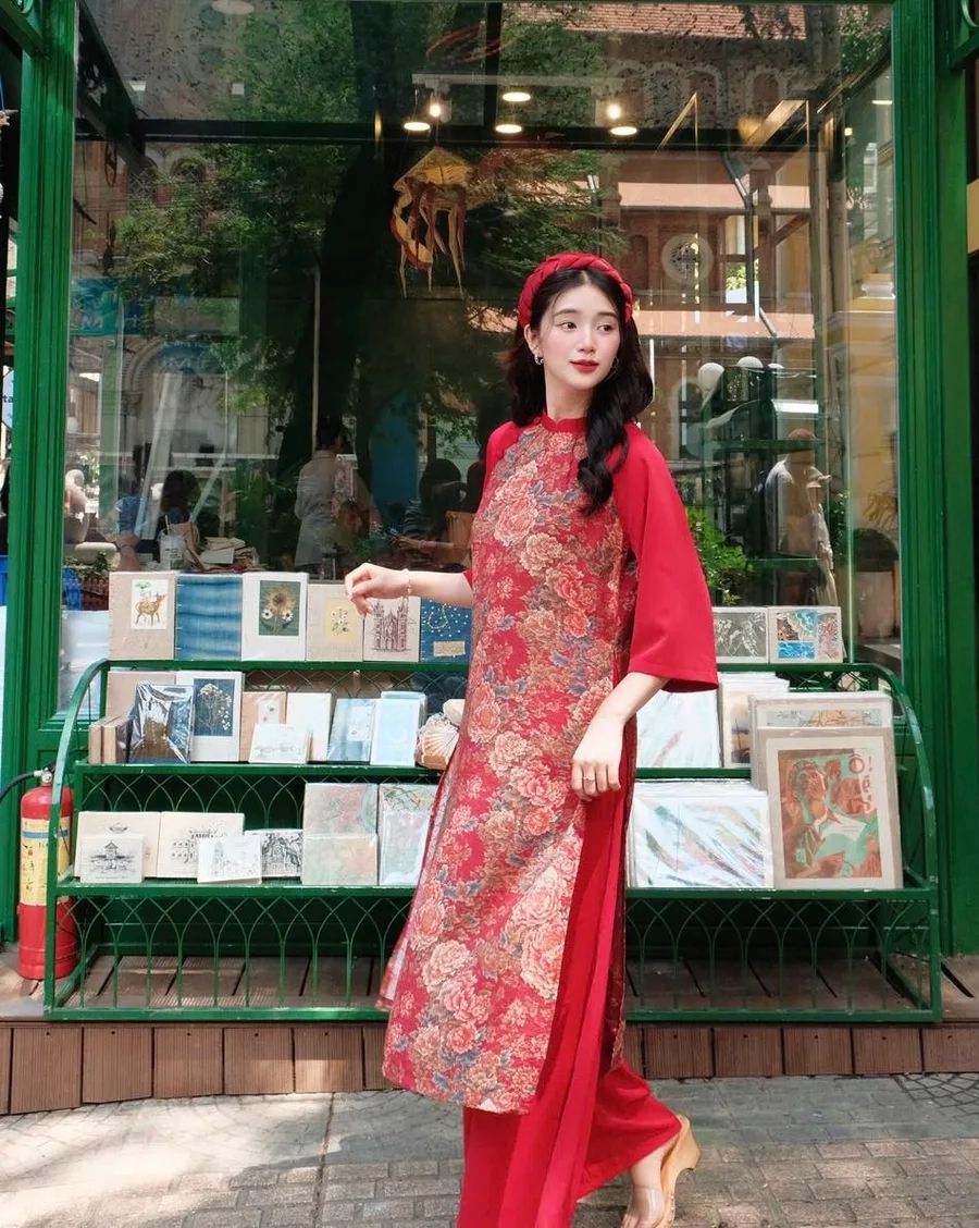Gái đẹp chụp hình che mặt mang đến vẻ đẹp bí ẩn, đầy sự lôi cuốn.