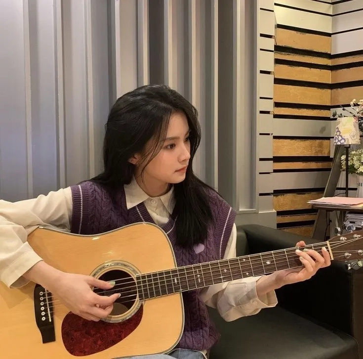 Học chơi guitar hiệu quả với các mẹo đơn giản.