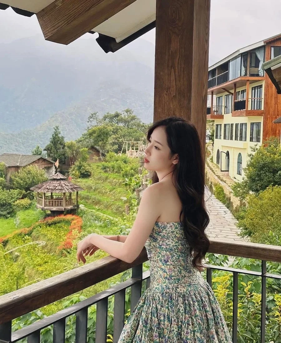 Ảnh gái xinh 18 tuổi mang vẻ đẹp tươi mới, ngọt ngào đầy quyến rũ.