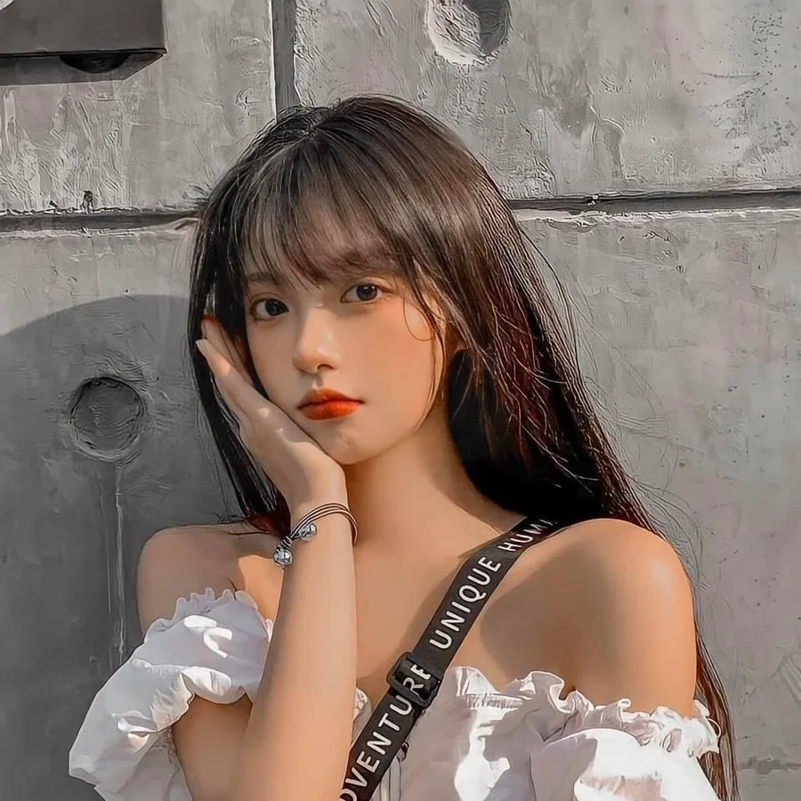 Avatar con gái đẹp với nét quyến rũ tự nhiên.