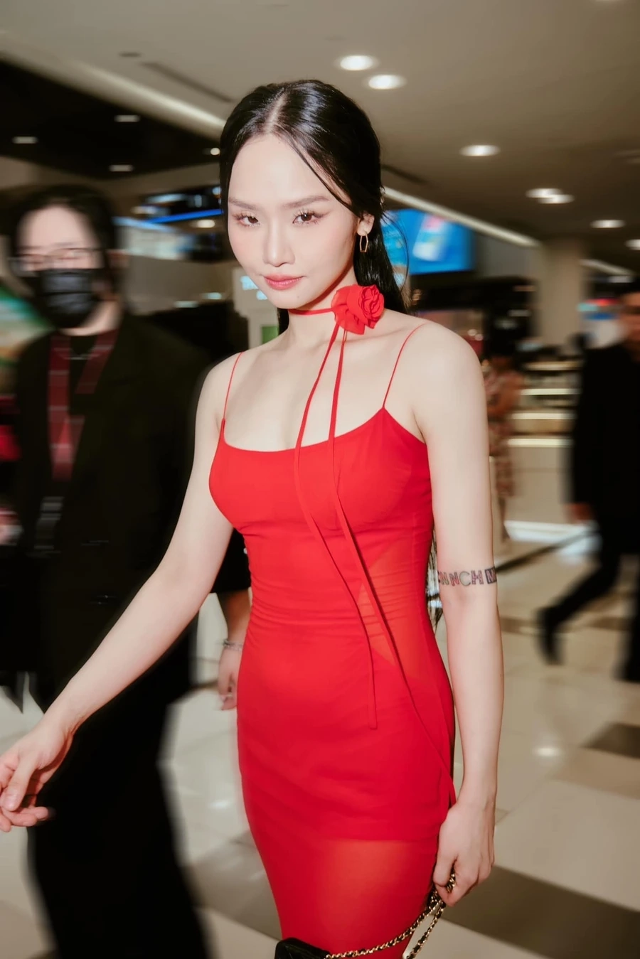 So sánh thú vị giữa miu lê giống hiền hồ.