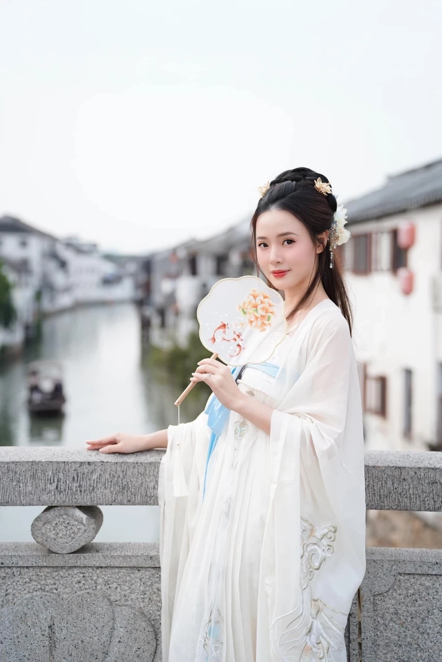 Ngắm nhìn ảnh midu trong phong cách đầy cuốn hút.