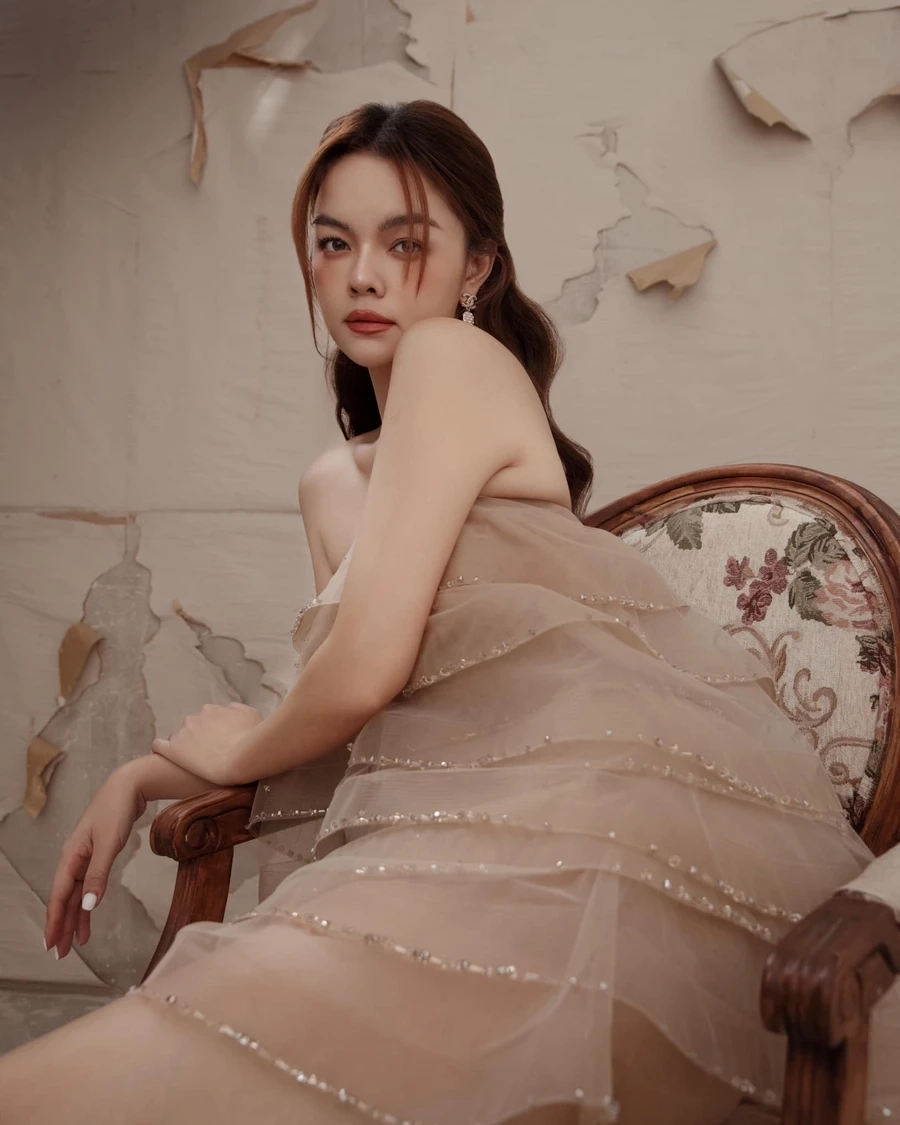 Tuyển tập những bản hit trong nhạc phạm quỳnh anh hay nhất.