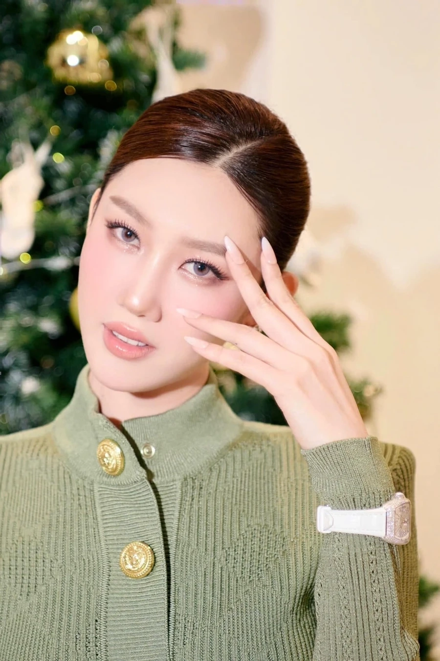 Mối quan hệ thân thiết giữa thúy ngân nhã phương.