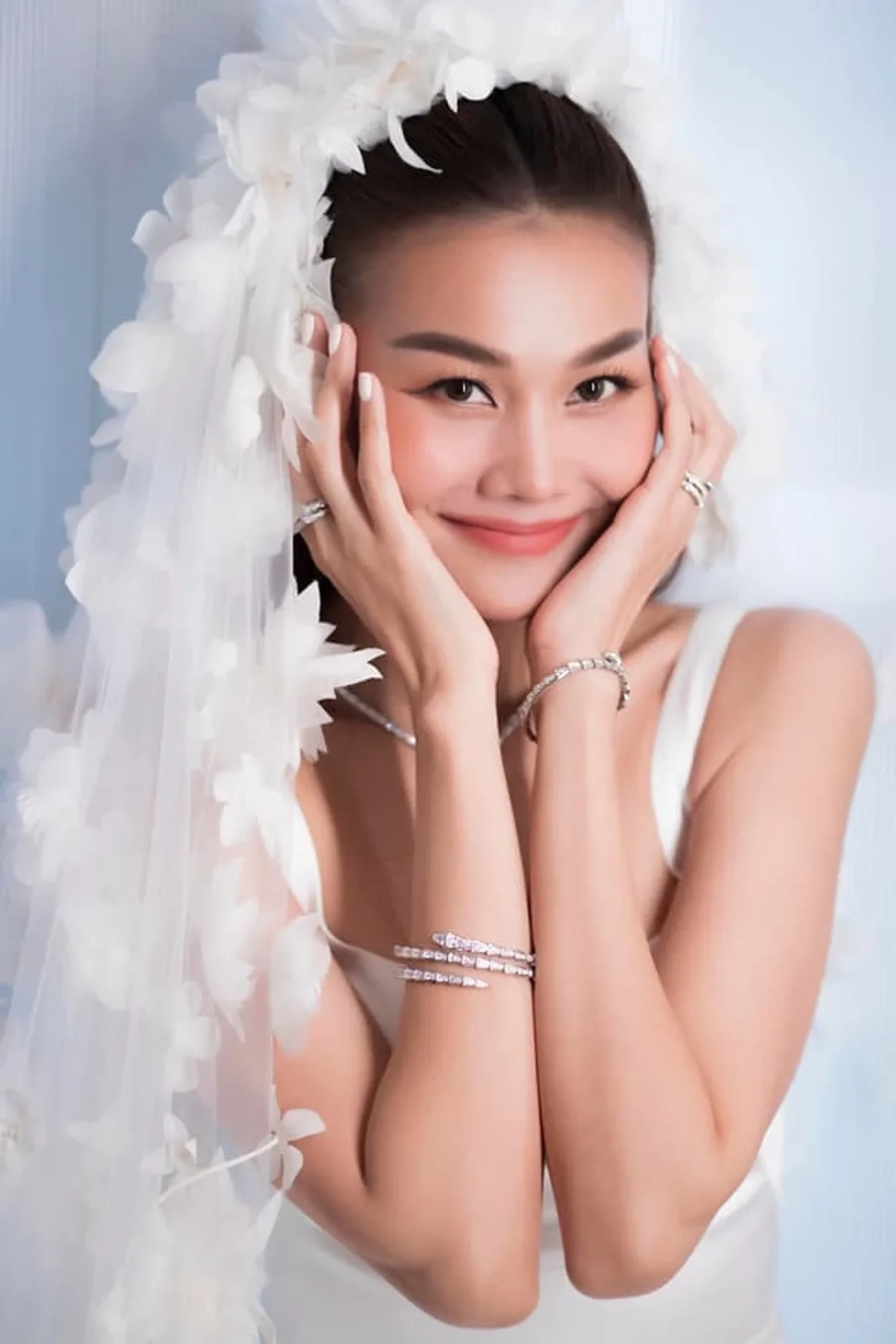 Tiểu sử người mẫu Thanh Hằng đầy ấn tượng với sự nghiệp vững chắc.