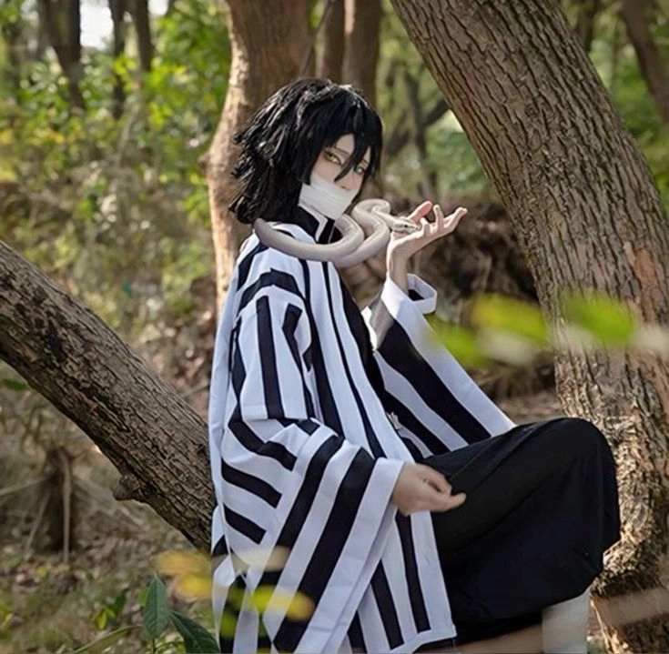 Iguro Obanai Cosplay Tutorial hướng dẫn chi tiết để hóa thân hoàn hảo