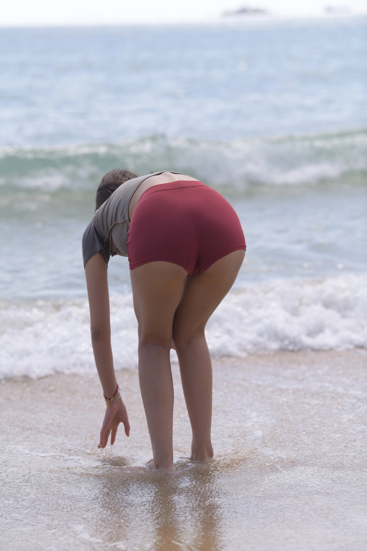 Anonymous paizuri vú sexy nóng bỏng cuốn hút kẹp cặc giữa vú bắn tinh đầy mặt nóng hổi