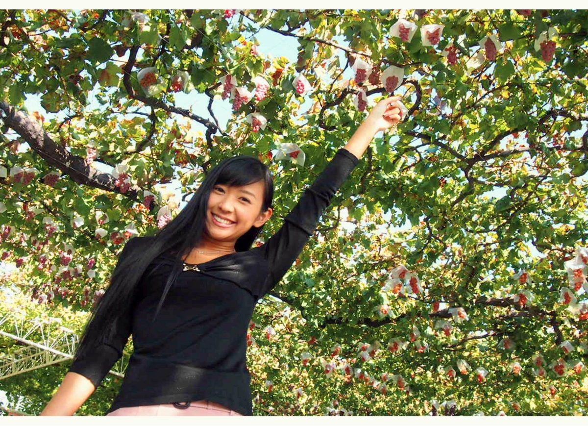 Kokura Nana tự bóp vú sexy nóng bỏng cuốn hút vú đỏ mão rên vang