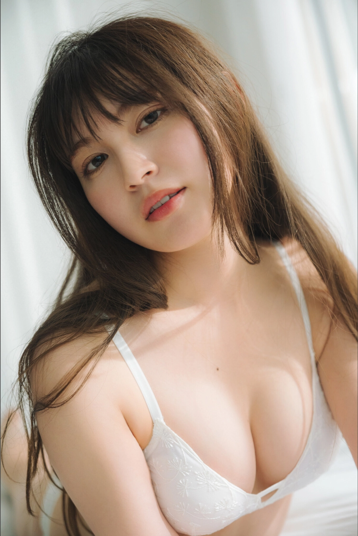 Mina Yui jav vú to sexy nóng bỏng cuốn hút J cup piston điên cuồng