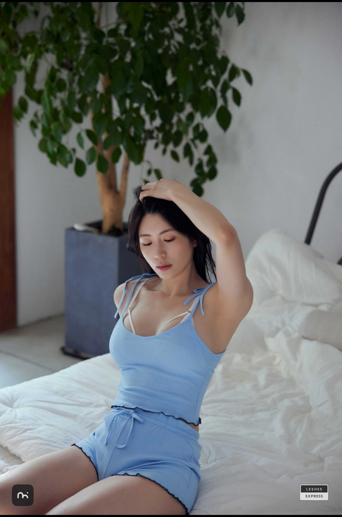 Min.E nude vú đẹp sexy nóng bỏng cuốn hút 100% vú tròn lồn hồng ướt át mời gọi