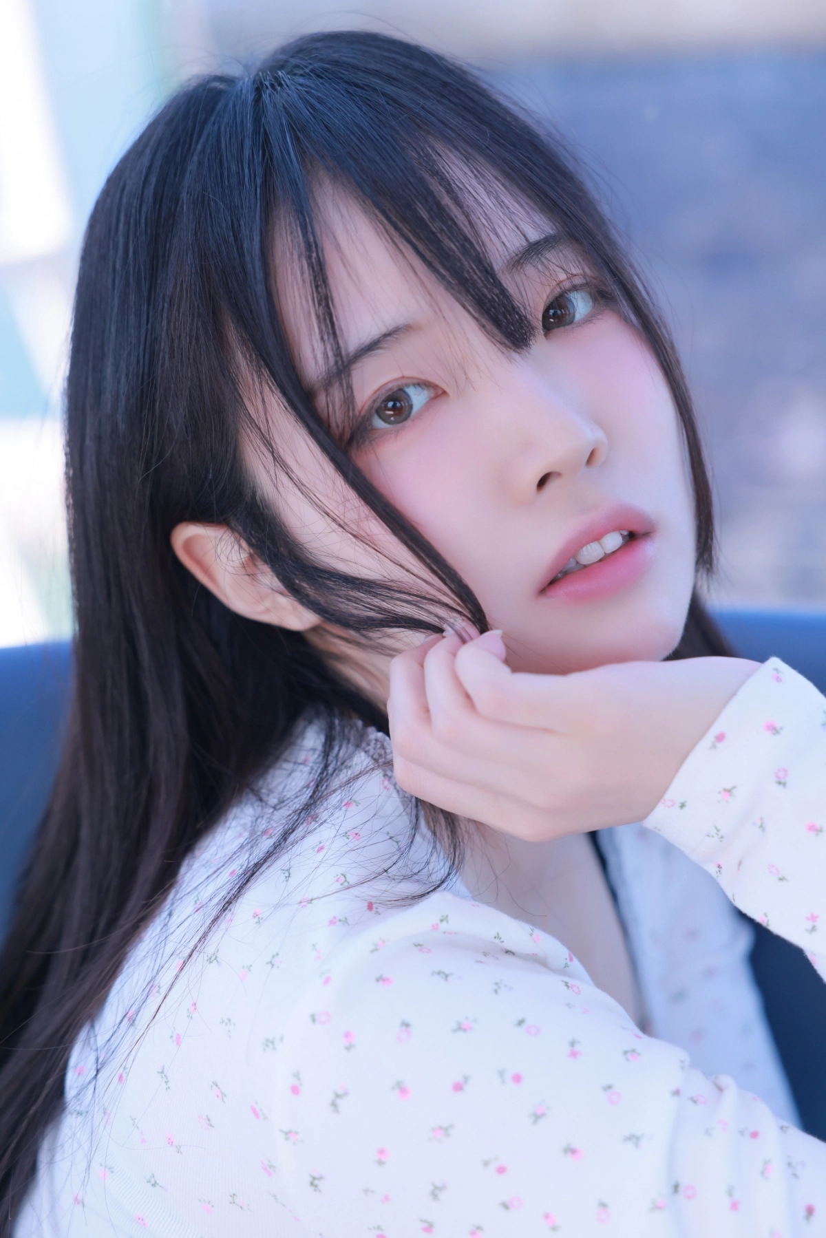 Momorina paizuri vú sexy nóng bỏng cuốn hút bắn tinh đầy mặt