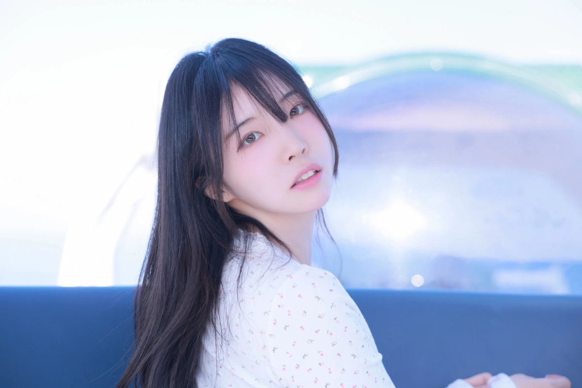 Momorina 18+ vú căng sexy nóng bỏng cuốn hút non tơ F tội lỗi ngọt