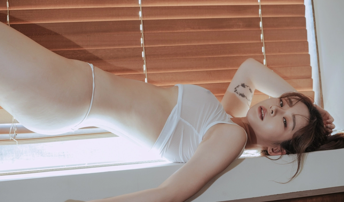 Rahee vú tròn sexy nóng bỏng cuốn hút như trái bưởi nặng trĩu muốn nghẹt thở phê