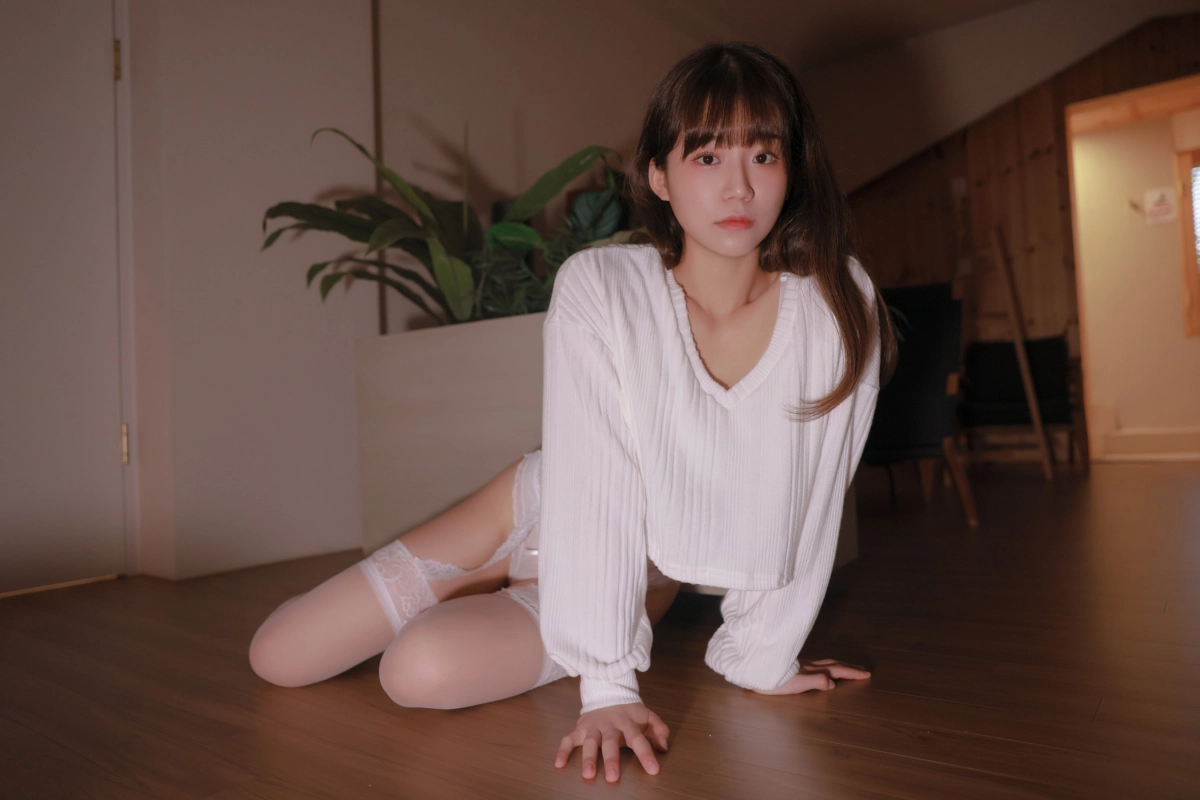 Yui tự bóp vú sexy nóng bỏng cuốn hút vú đỏ mão rên vang