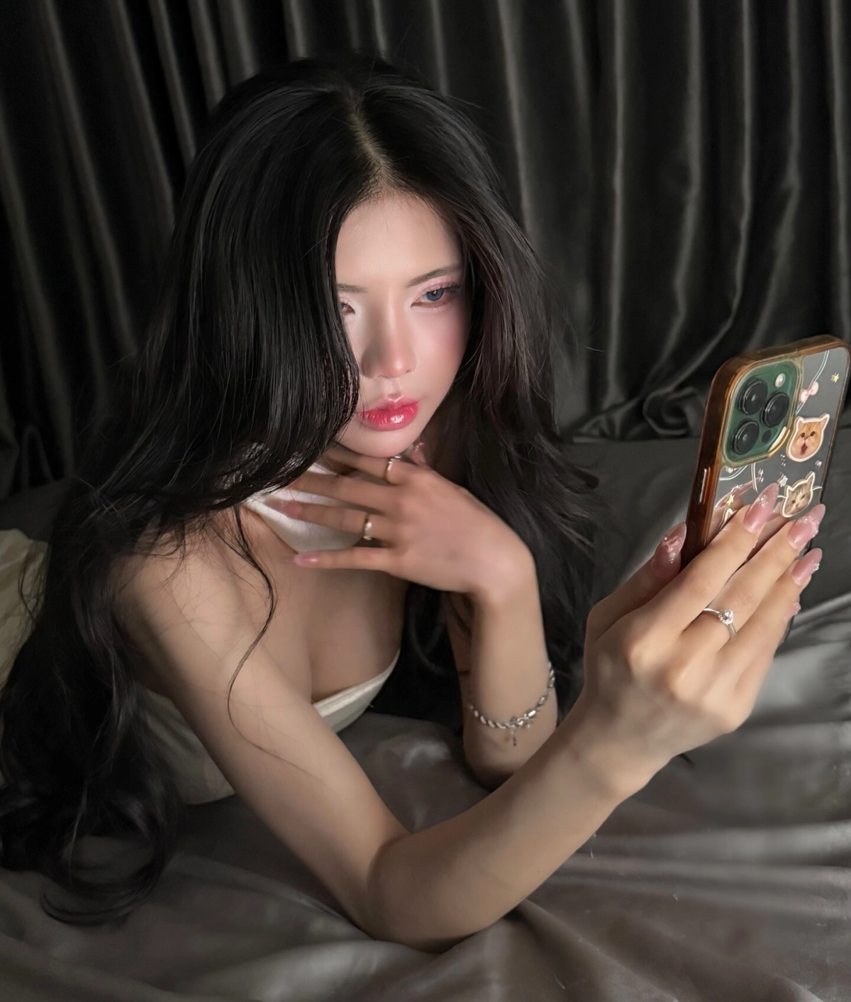 Ảnh gái xinh vú to mặc bikini dáng ngon hot