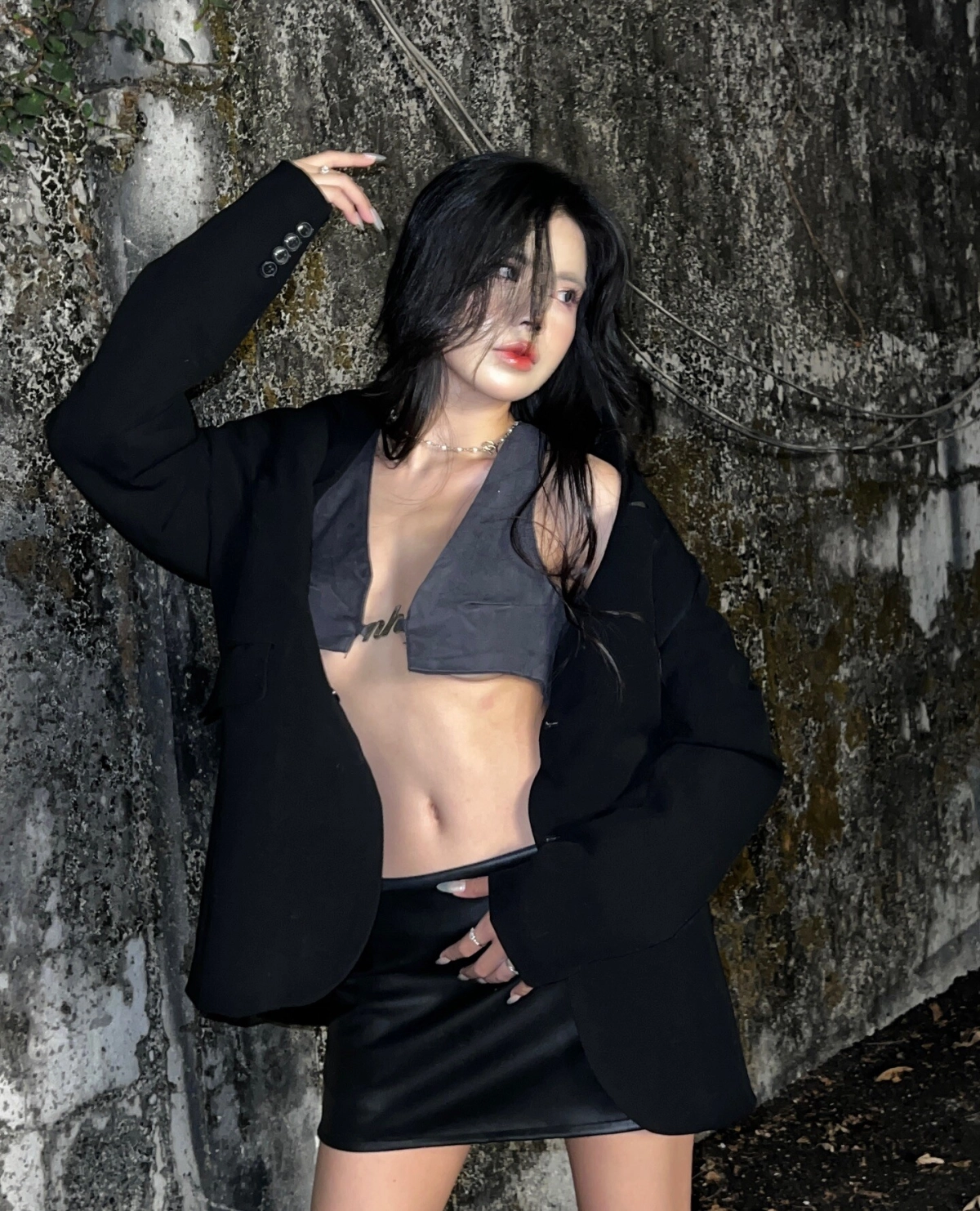 Ảnh vú con gái căng mọng mịn màng gợi cảm